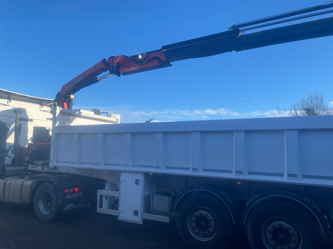 RENAULT T460 - Tipper: picture 2 RENAULT T460 - Tipper: picture 2