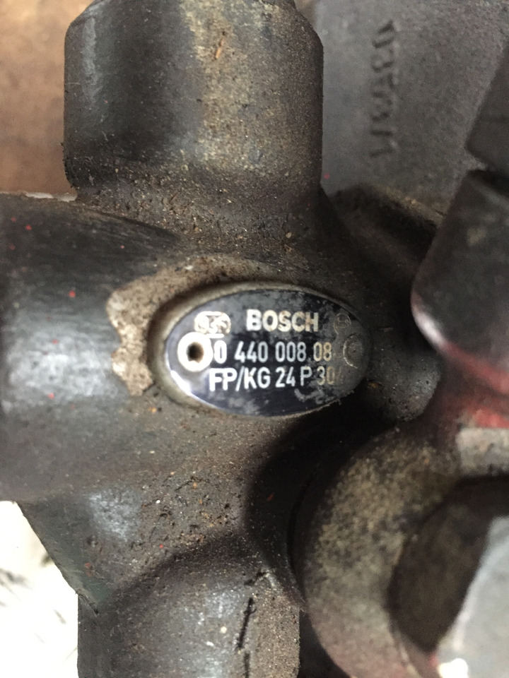 Fuel pump for Truck ---Gebrauchte Einspritzpumpe MAN, 5 Zylinder, Bosch - Nr. : 0402 735 805, MAN 51.11103 - 7202: picture 8 Fuel pump for Truck ---Gebrauchte Einspritzpumpe MAN, 5 Zylinder, Bosch - Nr. : 0402 735 805, MAN 51.11103 - 7202: picture 8