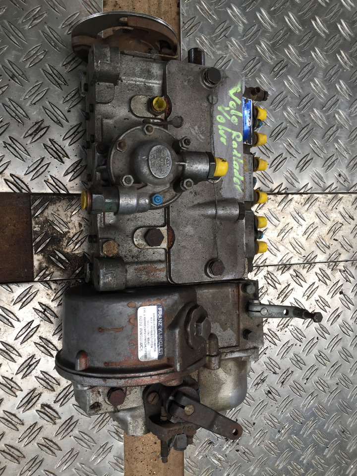 Gebrauchte Einspritzpumpe VOLVO Radlader, Typ : NNL6H80 / 359GRVWECI6 - Fuel pump for Truck: picture 1 Gebrauchte Einspritzpumpe VOLVO Radlader, Typ : NNL6H80 / 359GRVWECI6 - Fuel pump for Truck: picture 1