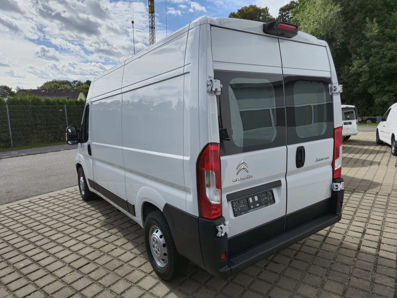 Citroën Jumper 35 L2H2 AppleCarplay/Klima/Kamera/uvm. - Panel van: picture 5 Citroën Jumper 35 L2H2 AppleCarplay/Klima/Kamera/uvm. - Panel van: picture 5