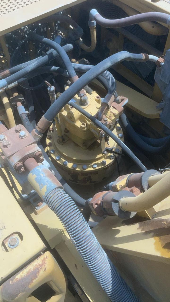 CATERPILLAR 330C - Crawler excavator: picture 4 CATERPILLAR 330C - Crawler excavator: picture 4