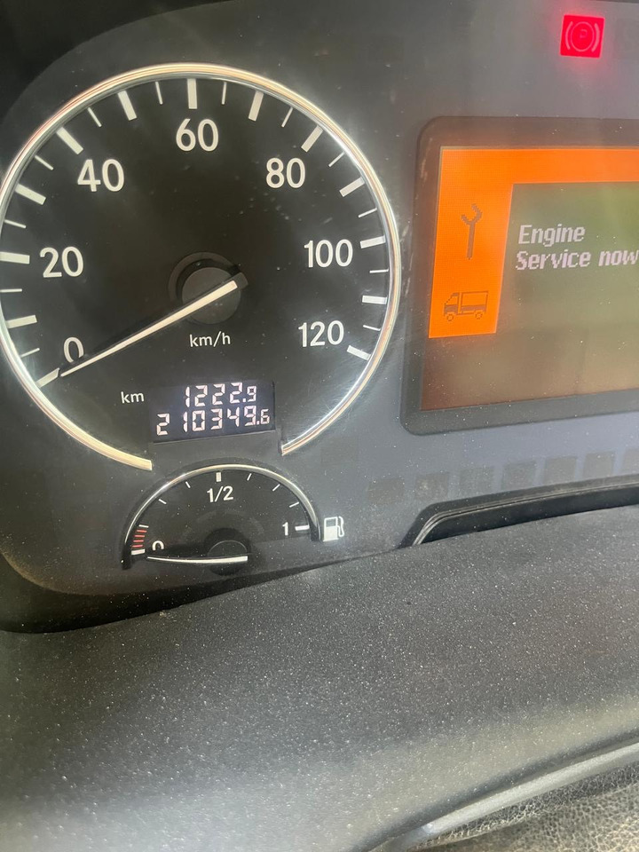 MERCEDES-BENZ Actros 3340 - Cab chassis truck: picture 2 MERCEDES-BENZ Actros 3340 - Cab chassis truck: picture 2