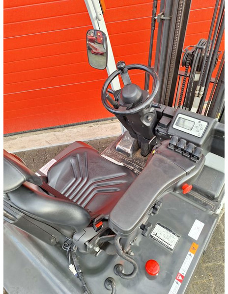 UniCarriers AG1N1L20Q - Electric forklift: picture 2 UniCarriers AG1N1L20Q - Electric forklift: picture 2