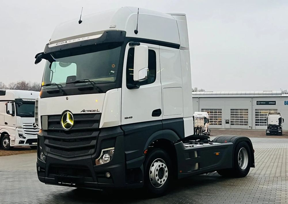 Tractor unit Mercedes-Benz ACTROS 1845: picture 14