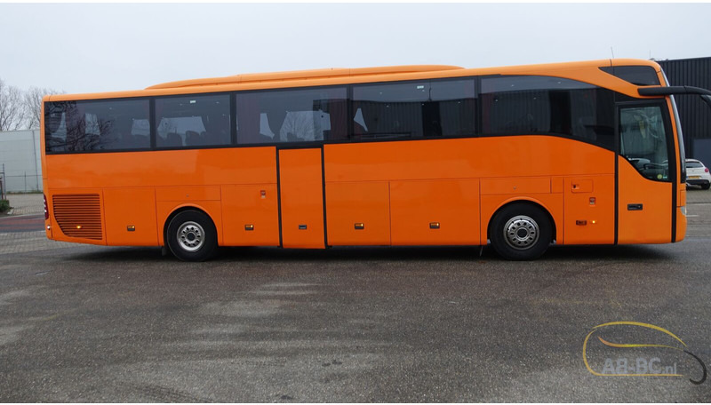 Mercedes-Benz Tourismo RHD - 52 Seats EURO 6 - Coach: picture 3 Mercedes-Benz Tourismo RHD - 52 Seats EURO 6 - Coach: picture 3