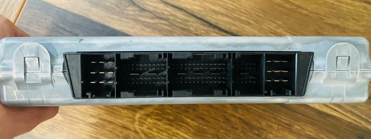 DAF Control Unit VIC3-DEP used - ECU for Truck: picture 3 DAF Control Unit VIC3-DEP used - ECU for Truck: picture 3