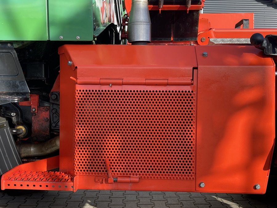 Unimog Unimog U2100 Agrar-Forst , erst 28 Tkm, Sammlerfahrzeug , tire control , Hochdach , Ez.2005 - Agricultural machinery: picture 3 Unimog Unimog U2100 Agrar-Forst , erst 28 Tkm, Sammlerfahrzeug , tire control , Hochdach , Ez.2005 - Agricultural machinery: picture 3