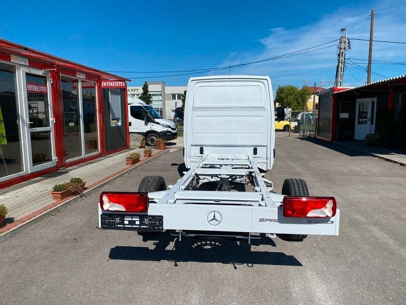 Mercedes-Benz Sprinter 319 Pritsche+Plane 3,5T Anhängelast - Curtain side van: picture 5 Mercedes-Benz Sprinter 319 Pritsche+Plane 3,5T Anhängelast - Curtain side van: picture 5