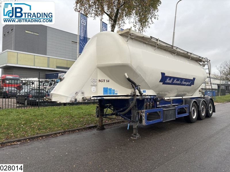Feldbinder Silo 40.000 Liter - Tank semi-trailer: picture 1 Feldbinder Silo 40.000 Liter - Tank semi-trailer: picture 1