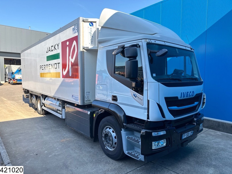 Iveco Stralis 400 CNG 6X2, EURO 6, Retarder, CNG - Refrigerator truck: picture 3 Iveco Stralis 400 CNG 6X2, EURO 6, Retarder, CNG - Refrigerator truck: picture 3