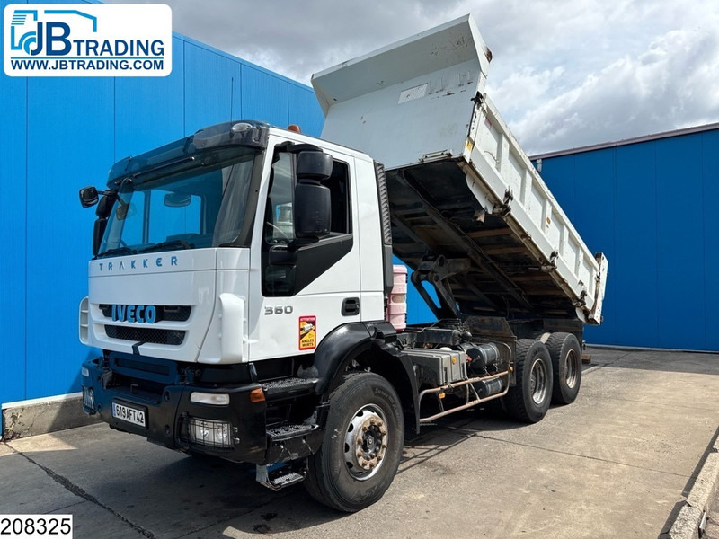 Iveco Trakker 360 6x4, Manual, Steel suspension - Tipper: picture 1 Iveco Trakker 360 6x4, Manual, Steel suspension - Tipper: picture 1