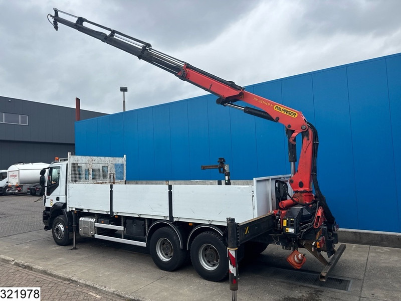 Iveco Trakker 410 6X4, EURO 6, Palfinger, Retarder, Steel suspension - Dropside/ Flatbed truck, Crane truck: picture 4 Iveco Trakker 410 6X4, EURO 6, Palfinger, Retarder, Steel suspension - Dropside/ Flatbed truck, Crane truck: picture 4