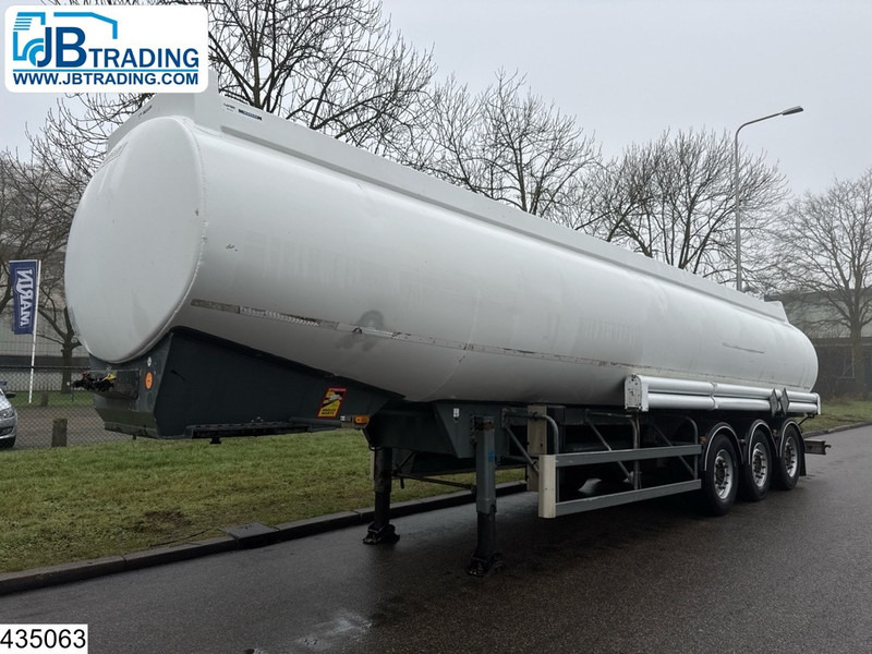 MERCERON Fuel 38.000 Liter, 7 Compartments - Tank semi-trailer: picture 1 MERCERON Fuel 38.000 Liter, 7 Compartments - Tank semi-trailer: picture 1