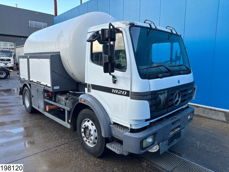 Mercedes-Benz 1820 15375 Liter, LPG GPL, Gastank, Steel suspension - Tank truck: picture 3 Mercedes-Benz 1820 15375 Liter, LPG GPL, Gastank, Steel suspension - Tank truck: picture 3