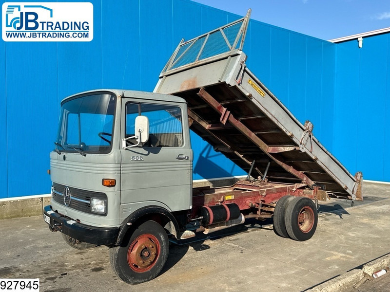 Mercedes-Benz 608 D Manual, Steel suspension, Bennes Marrel - Tipper: picture 1 Mercedes-Benz 608 D Manual, Steel suspension, Bennes Marrel - Tipper: picture 1