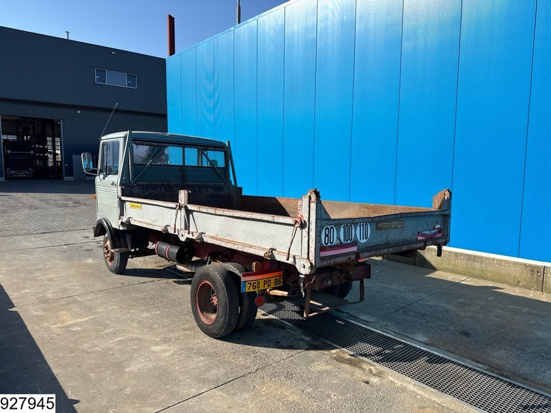Mercedes-Benz 608 D Manual, Steel suspension, Bennes Marrel - Tipper: picture 4 Mercedes-Benz 608 D Manual, Steel suspension, Bennes Marrel - Tipper: picture 4