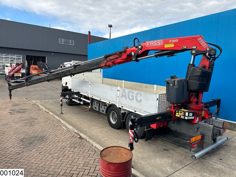 Renault C 380 EURO 6, Fassi, Remote - Dropside/ Flatbed truck, Crane truck: picture 4 Renault C 380 EURO 6, Fassi, Remote - Dropside/ Flatbed truck, Crane truck: picture 4