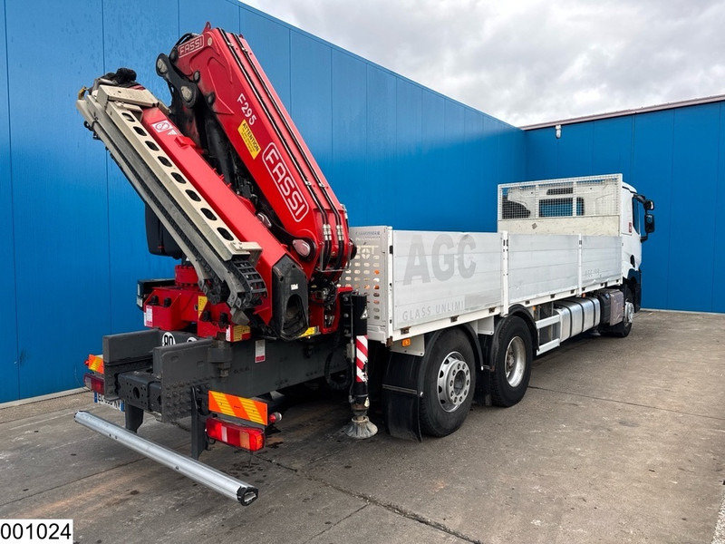 Renault C 380 EURO 6, Fassi, Remote - Dropside/ Flatbed truck, Crane truck: picture 2 Renault C 380 EURO 6, Fassi, Remote - Dropside/ Flatbed truck, Crane truck: picture 2