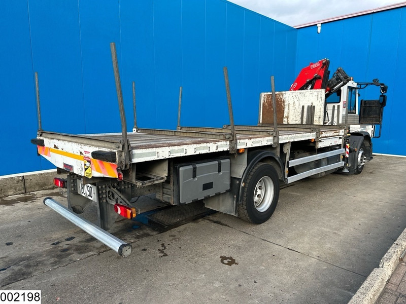 Renault D 19 280 EURO 6, Fassi, Remote - Dropside/ Flatbed truck, Crane truck: picture 2 Renault D 19 280 EURO 6, Fassi, Remote - Dropside/ Flatbed truck, Crane truck: picture 2