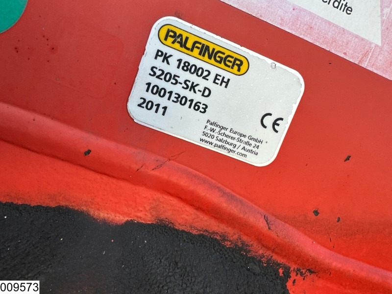 Renault Kerax 380 Dxi 6X4, EURO 6, Retarder, Palfinger, Remote on lease Renault Kerax 380 Dxi 6X4, EURO 6, Retarder, Palfinger, Remote: picture 10