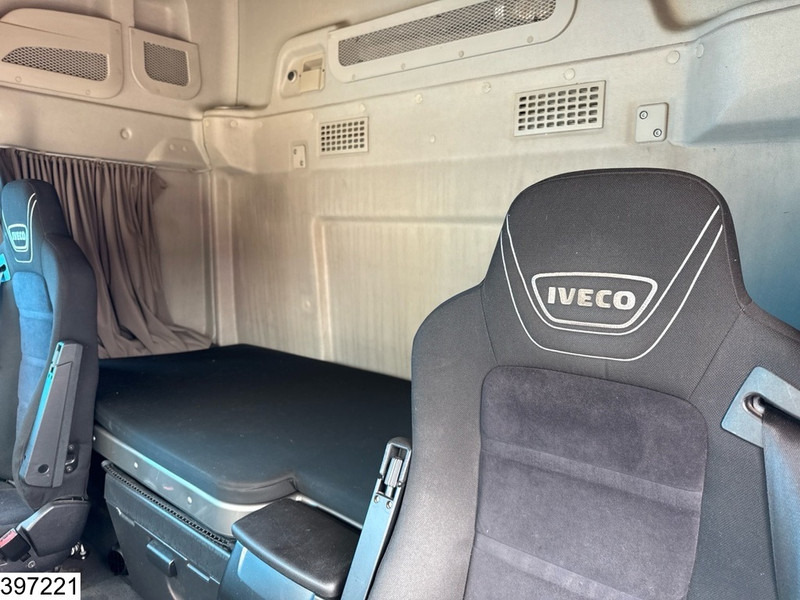 Tractor unit Iveco Stralis 460 EURO 6, LNG, Retarder: picture 8
