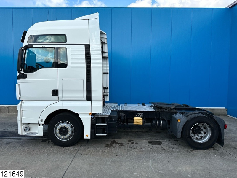 Tractor unit MAN TGX 18 460 EURO 6: picture 11