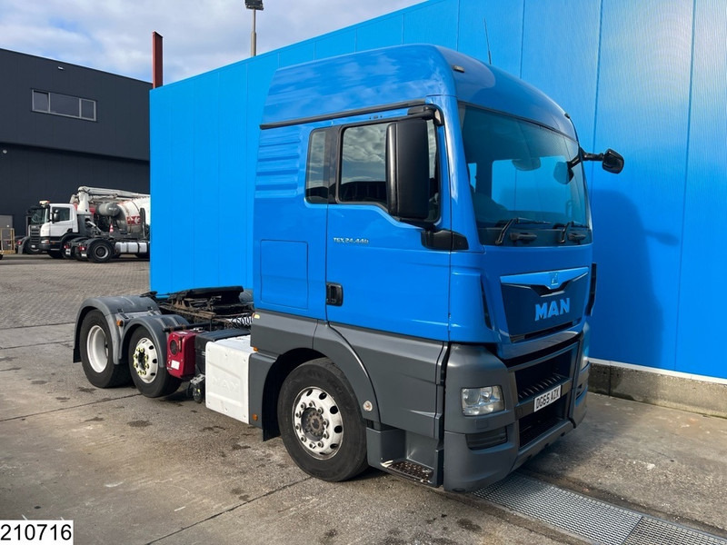 MAN TGX 24 440 6x2, EURO 6, RHD, ADR, Hydraulic - Tractor unit: picture 2 MAN TGX 24 440 6x2, EURO 6, RHD, ADR, Hydraulic - Tractor unit: picture 2