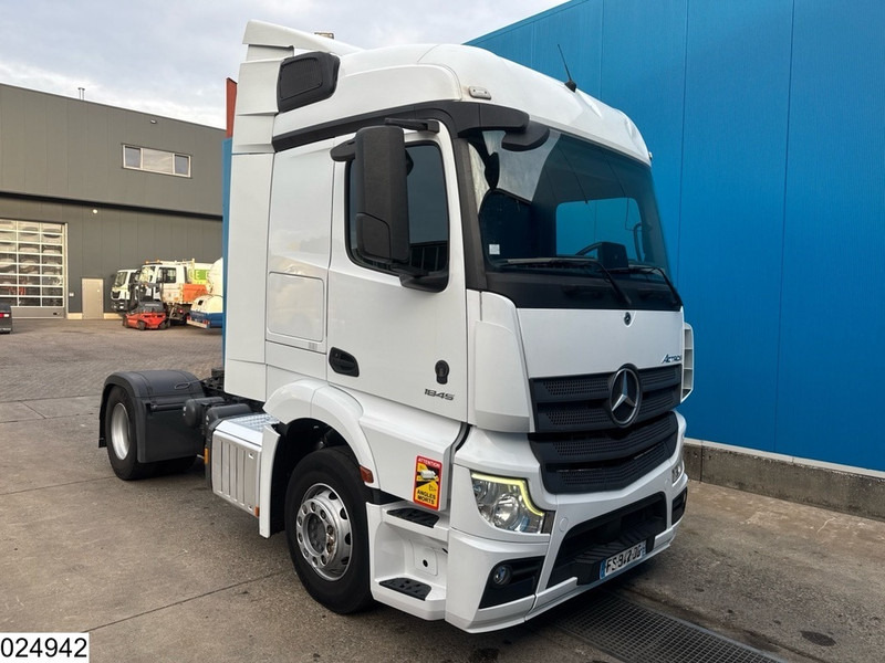 Mercedes-Benz Actros 1845 EURO 6 - Tractor unit: picture 3 Mercedes-Benz Actros 1845 EURO 6 - Tractor unit: picture 3