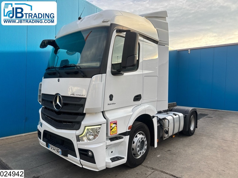 Mercedes-Benz Actros 1845 EURO 6 - Tractor unit: picture 1 Mercedes-Benz Actros 1845 EURO 6 - Tractor unit: picture 1