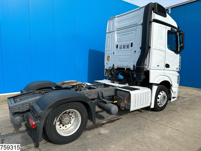 Mercedes-Benz Actros 1845 EURO 6, PTO - Tractor unit: picture 2 Mercedes-Benz Actros 1845 EURO 6, PTO - Tractor unit: picture 2