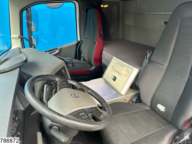 Tractor unit Volvo FH 420 EURO 6: picture 9