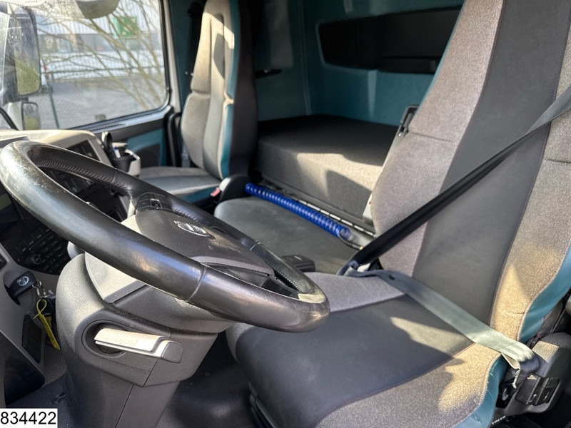 Tractor unit Volvo FM 500 EURO 6, Standairco, LOHR: picture 9