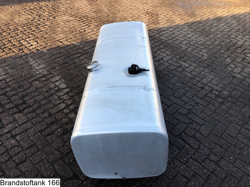 Universeel B 1.80 x D 0.60 x H 0.55 = 600 Liter - Fuel tank: picture 4 Universeel B 1.80 x D 0.60 x H 0.55 = 600 Liter - Fuel tank: picture 4