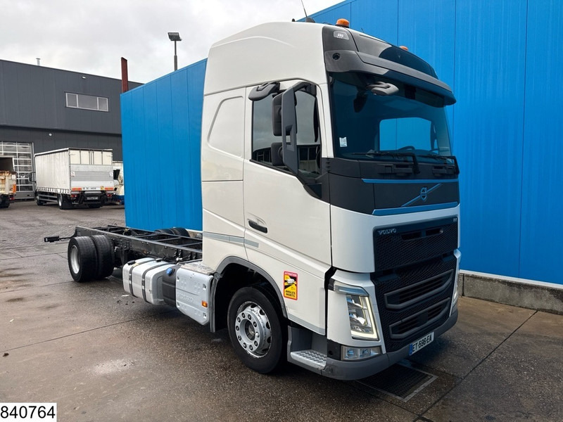 Volvo FH 420 EURO 6, Standairco - Cab chassis truck: picture 2 Volvo FH 420 EURO 6, Standairco - Cab chassis truck: picture 2