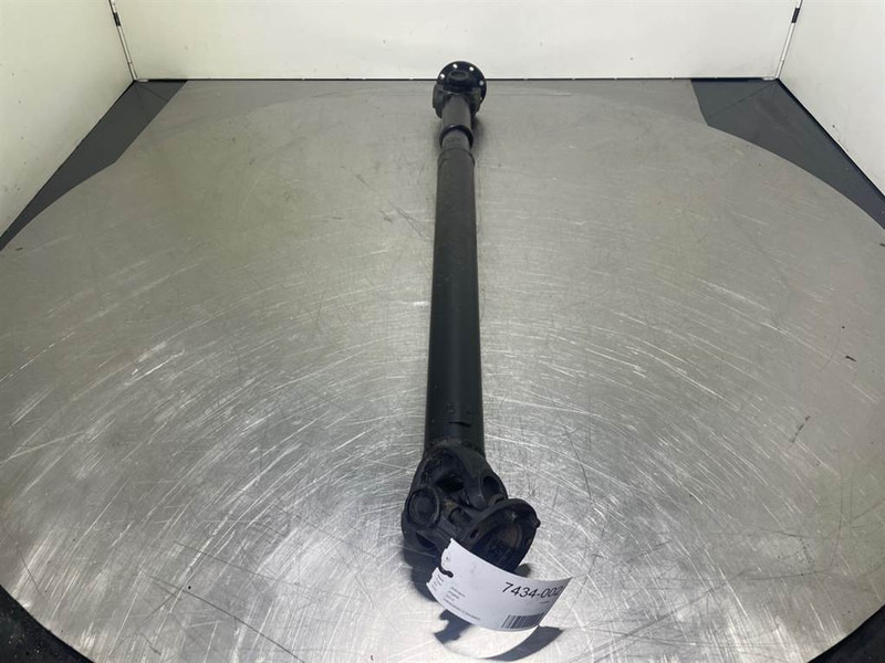 Ahlmann AS900-23118564-Propshaft/Gelenkwelle/Cardanas - Axle and parts for Construction machinery: picture 4 Ahlmann AS900-23118564-Propshaft/Gelenkwelle/Cardanas - Axle and parts for Construction machinery: picture 4