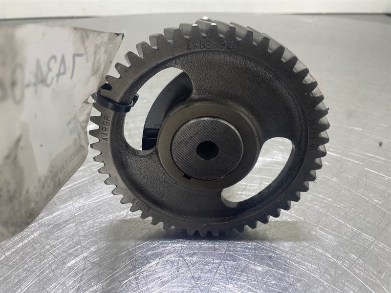 Ahlmann AS900-Cummins B3.3T-4982903-Camshaft/Nockenwelle - Engine for Construction machinery: picture 5 Ahlmann AS900-Cummins B3.3T-4982903-Camshaft/Nockenwelle - Engine for Construction machinery: picture 5