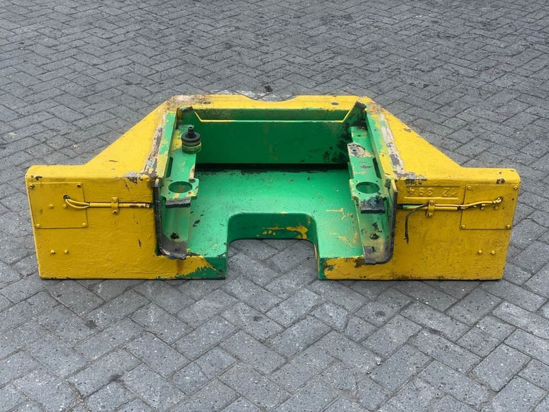 Ahlmann AZ10 - Counterweight/Heckgewicht/Contragewicht - Frame/ Chassis for Construction machinery: picture 5 Ahlmann AZ10 - Counterweight/Heckgewicht/Contragewicht - Frame/ Chassis for Construction machinery: picture 5