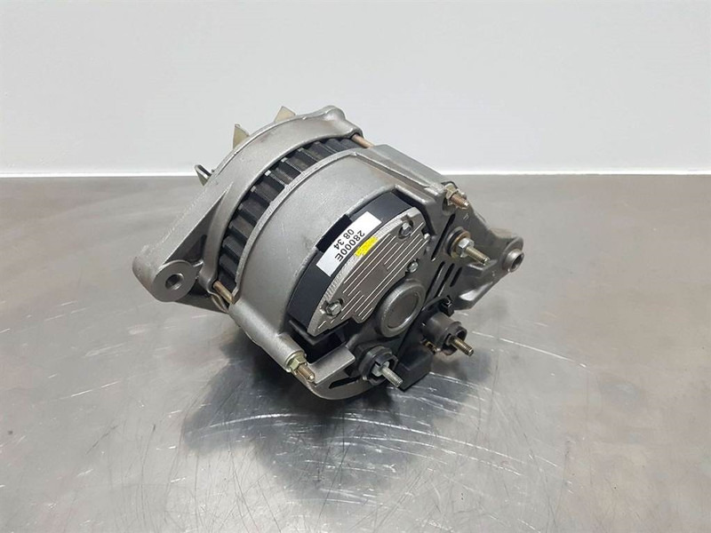 Hitachi 14V 55A-Alternator/Lichtmaschine/Dynamo - Engine for Construction machinery: picture 4 Hitachi 14V 55A-Alternator/Lichtmaschine/Dynamo - Engine for Construction machinery: picture 4