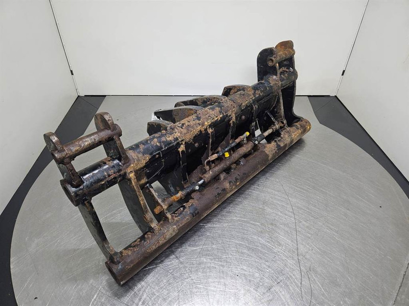 JCB TM220 - Quick coupler/Schnellwechsler/Snelwissel - Quick coupler for Construction machinery: picture 2 JCB TM220 - Quick coupler/Schnellwechsler/Snelwissel - Quick coupler for Construction machinery: picture 2