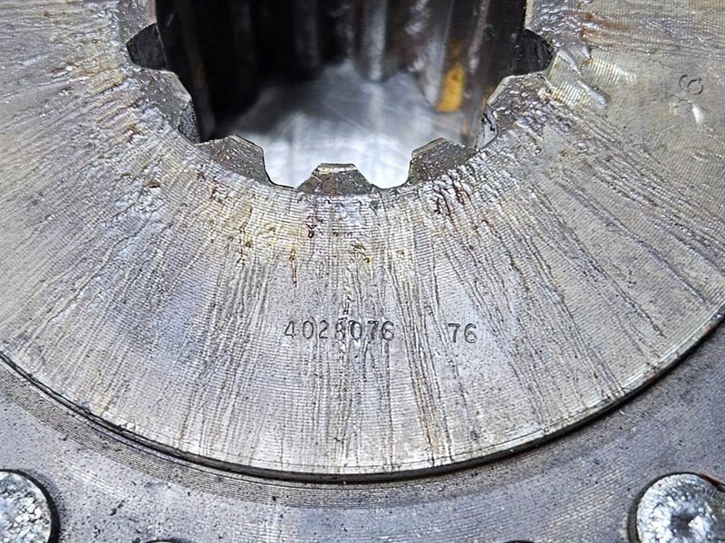 John Deere 4028082 - Pump drive plate/Flange couplings - Engine for Construction machinery: picture 4 John Deere 4028082 - Pump drive plate/Flange couplings - Engine for Construction machinery: picture 4