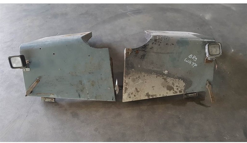 Komatsu WA 270 - 3 - Fender/Kotflügel/Spatbord - Fender for Construction machinery: picture 1 Komatsu WA 270 - 3 - Fender/Kotflügel/Spatbord - Fender for Construction machinery: picture 1
