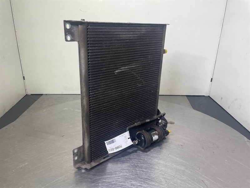 Liebherr LH24M-10813515-Airco condenser/Klimakondensator/ - Frame/ Chassis for Construction machinery: picture 2 Liebherr LH24M-10813515-Airco condenser/Klimakondensator/ - Frame/ Chassis for Construction machinery: picture 2