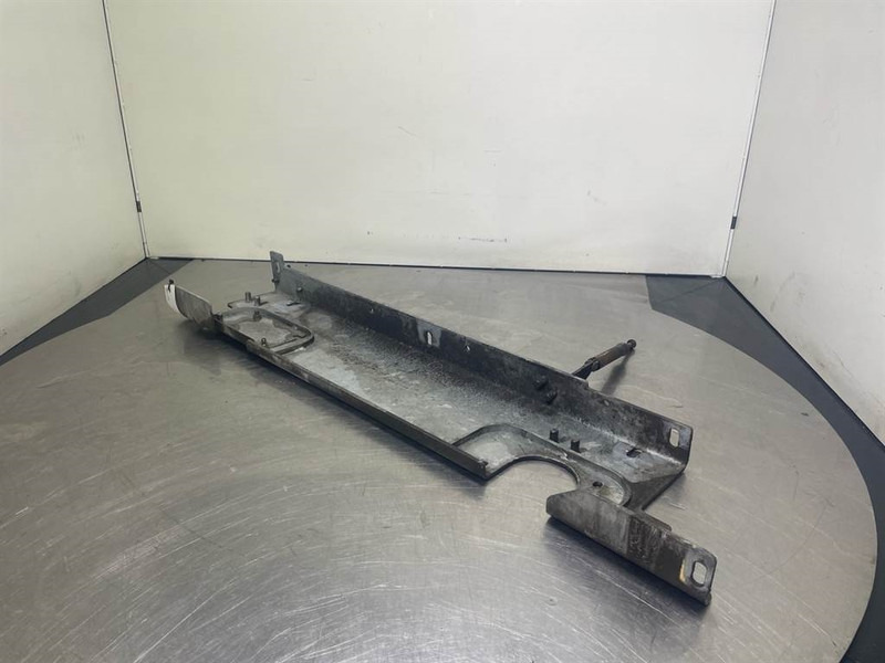 Liebherr LH24M-94059169-Hood/Haube/Kap - Frame/ Chassis for Construction machinery: picture 2 Liebherr LH24M-94059169-Hood/Haube/Kap - Frame/ Chassis for Construction machinery: picture 2