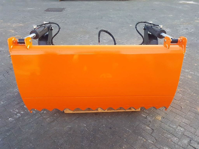 MAMMUT SC195M - Silage cutter/Silageschneider/Kuilhapper - Silage equipment: picture 2 MAMMUT SC195M - Silage cutter/Silageschneider/Kuilhapper - Silage equipment: picture 2