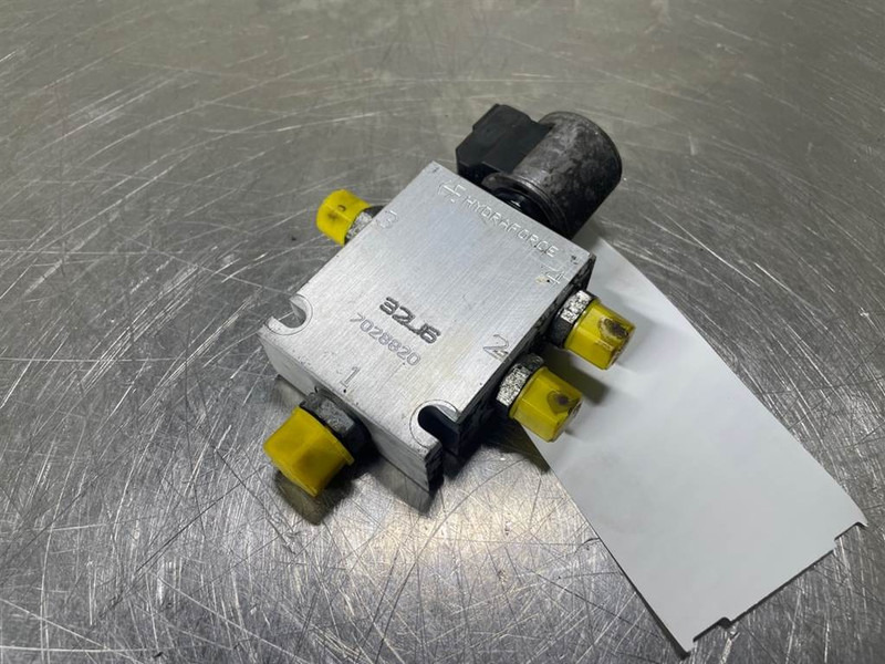 Mecalac 12MTX-6090339-Hydraforce 7028820-4/2 Valve - Hydraulics for Construction machinery: picture 1 Mecalac 12MTX-6090339-Hydraforce 7028820-4/2 Valve - Hydraulics for Construction machinery: picture 1