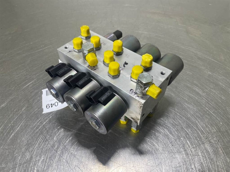 Mecalac 12MTX-6090401-Servo valve/Servoventil/Servoventiel - Hydraulics for Construction machinery: picture 1 Mecalac 12MTX-6090401-Servo valve/Servoventil/Servoventiel - Hydraulics for Construction machinery: picture 1