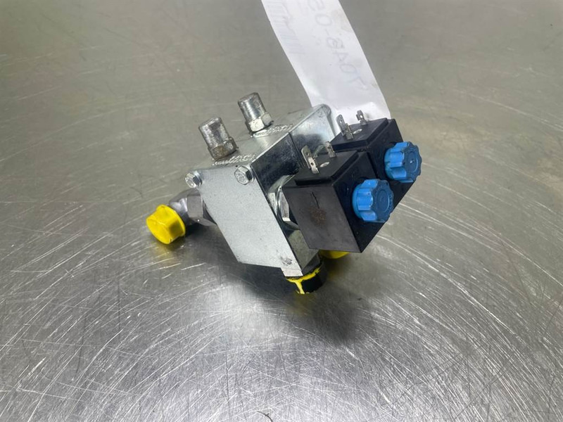 Mecalac 12MTX-6090481-Walvoil 5KT7200301-2/2 Valve - Hydraulics for Construction machinery: picture 2 Mecalac 12MTX-6090481-Walvoil 5KT7200301-2/2 Valve - Hydraulics for Construction machinery: picture 2