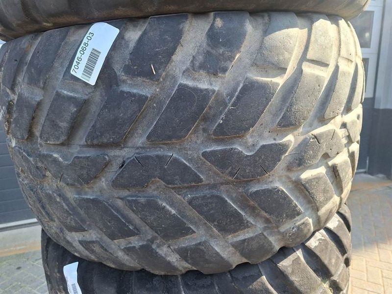 Mecalac 12MTX-Nokian 560/45R22.5-Tire/Reifen/Band - Wheels and tires for Construction machinery: picture 2 Mecalac 12MTX-Nokian 560/45R22.5-Tire/Reifen/Band - Wheels and tires for Construction machinery: picture 2