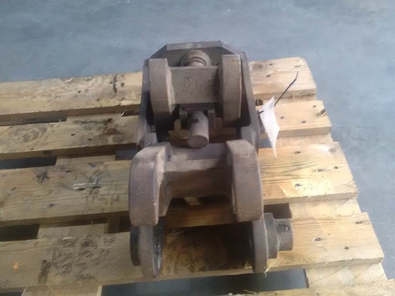 NADO Excomat NE 565 - Bobcat - Quick coupler - Quick coupler: picture 2 NADO Excomat NE 565 - Bobcat - Quick coupler - Quick coupler: picture 2