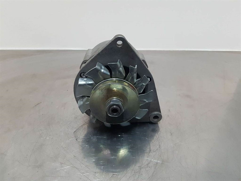 Perkins 12V 33A-11201507-Alternator/Lichtmaschine/Dynamo - Engine for Construction machinery: picture 2 Perkins 12V 33A-11201507-Alternator/Lichtmaschine/Dynamo - Engine for Construction machinery: picture 2